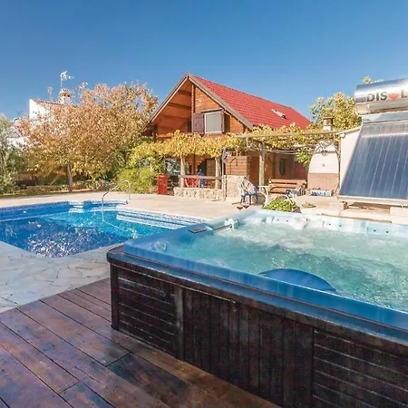 Wooden Dreamhouse *